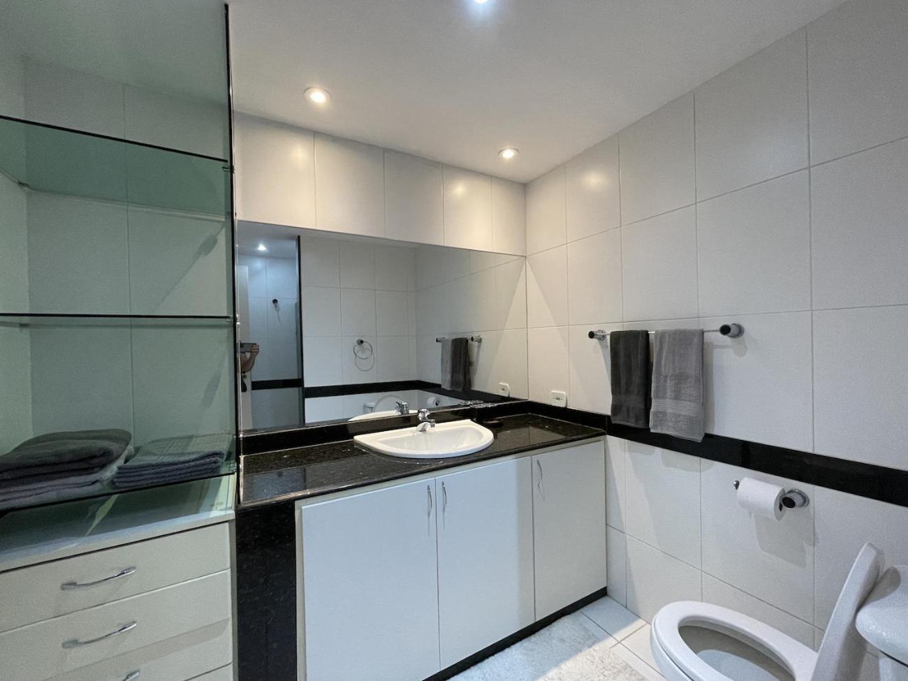 Apartamento Encantador Com Piscina - Besthostrio 里约热内卢 外观 照片