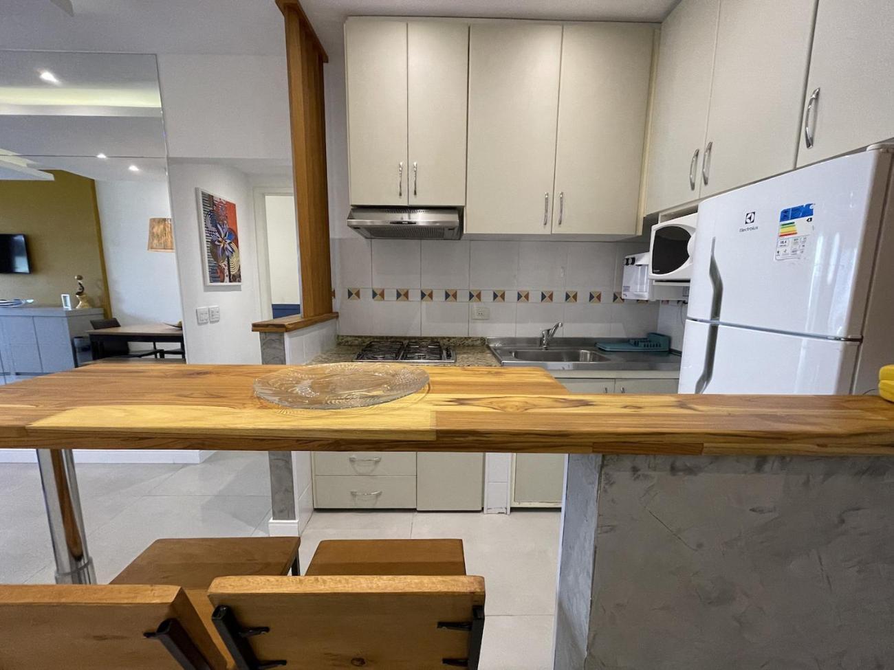 Apartamento Encantador Com Piscina - Besthostrio 里约热内卢 外观 照片